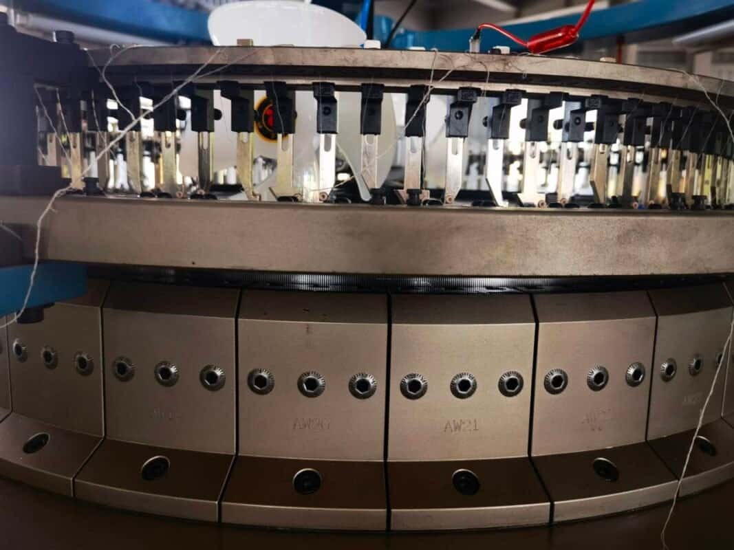 knitting machine