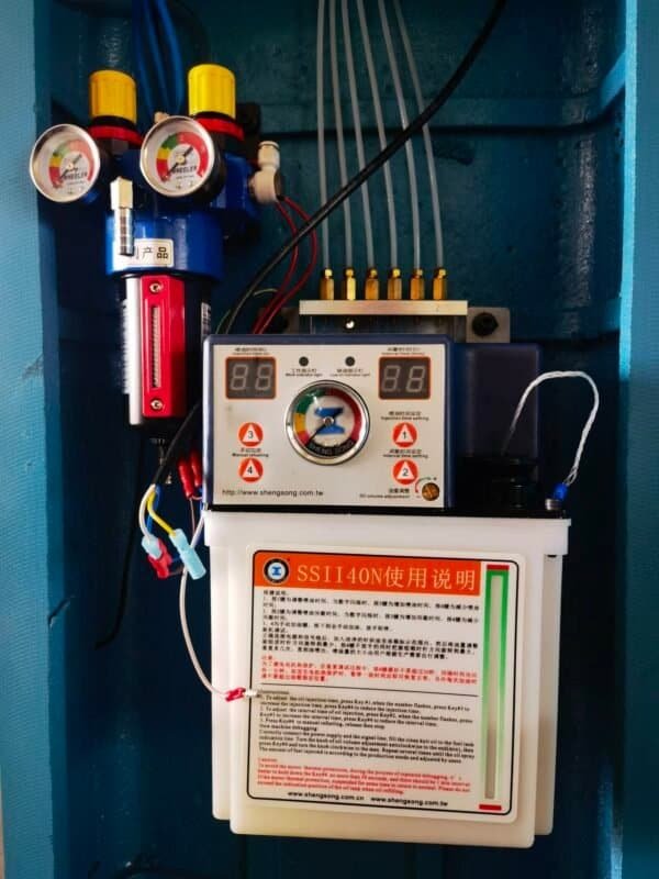 Single knitting machine factory